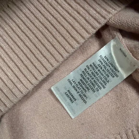 Nordstrom Womens Pink Crewneck Sweater Medium Lenzing Ecovero Viscose Blend Knit - Picture 3 of 6